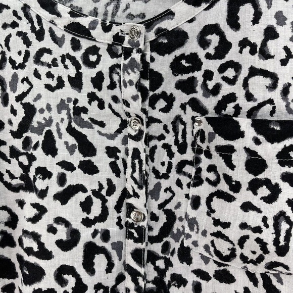 JM Collection 100% Linen Blouse Womens Size 18W Animal Print Tab Sleeves Pocket - Picture 3 of 7